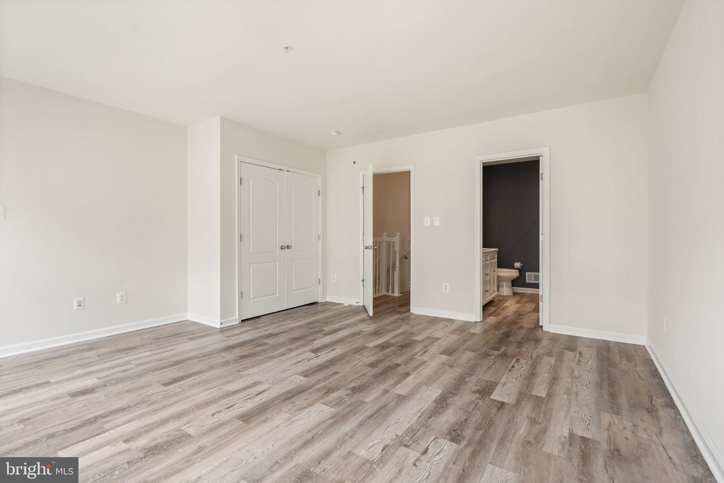 19278 HARLOW SQ, LEESBURG, Virginia 20176, 3 Bedrooms Bedrooms, ,2 BathroomsBathrooms,Residential,For sale,19278 HARLOW SQ,VALO2099906 MLS # VALO2099906