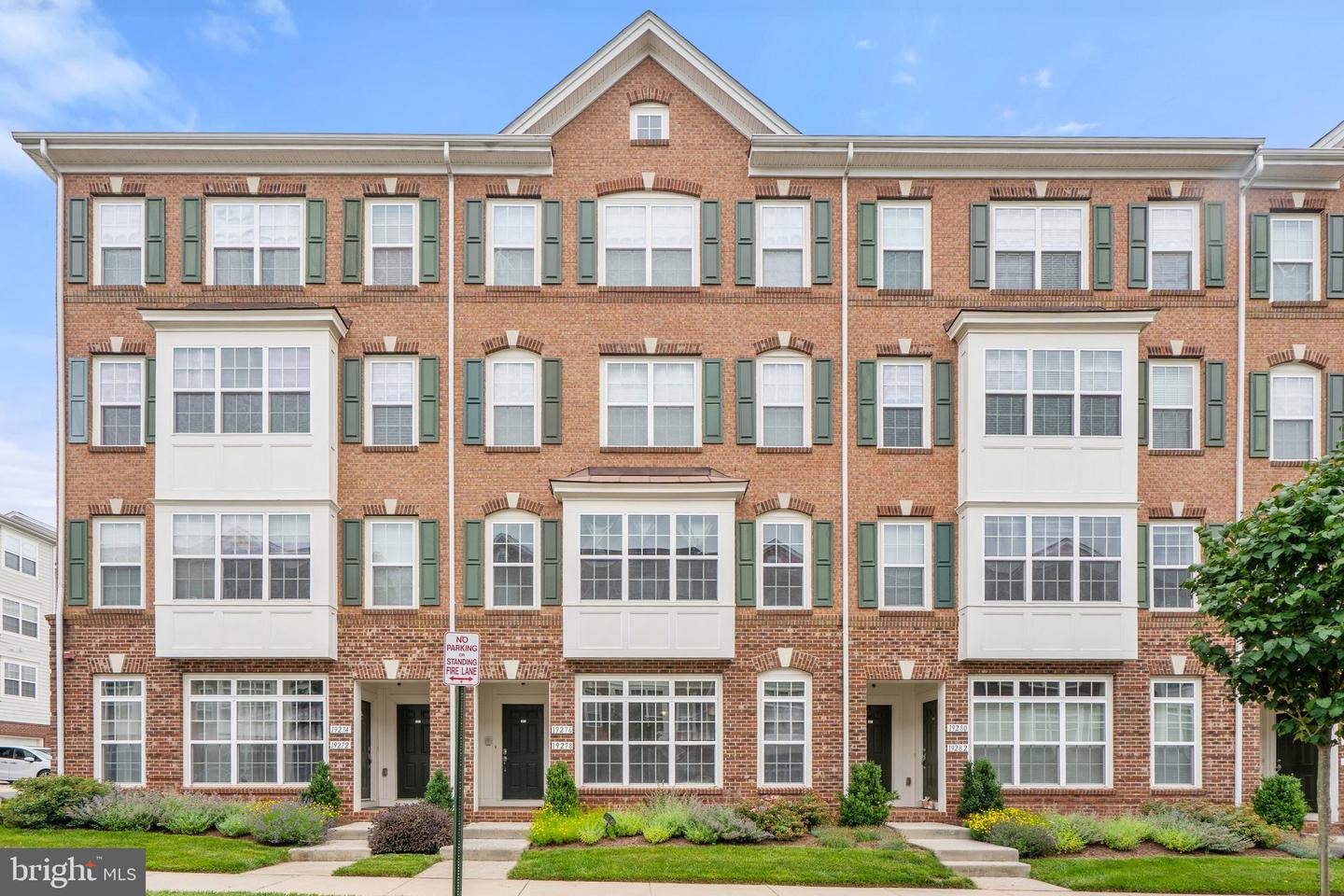 19278 HARLOW SQ, LEESBURG, Virginia 20176, 3 Bedrooms Bedrooms, ,2 BathroomsBathrooms,Residential,For sale,19278 HARLOW SQ,VALO2099906 MLS # VALO2099906