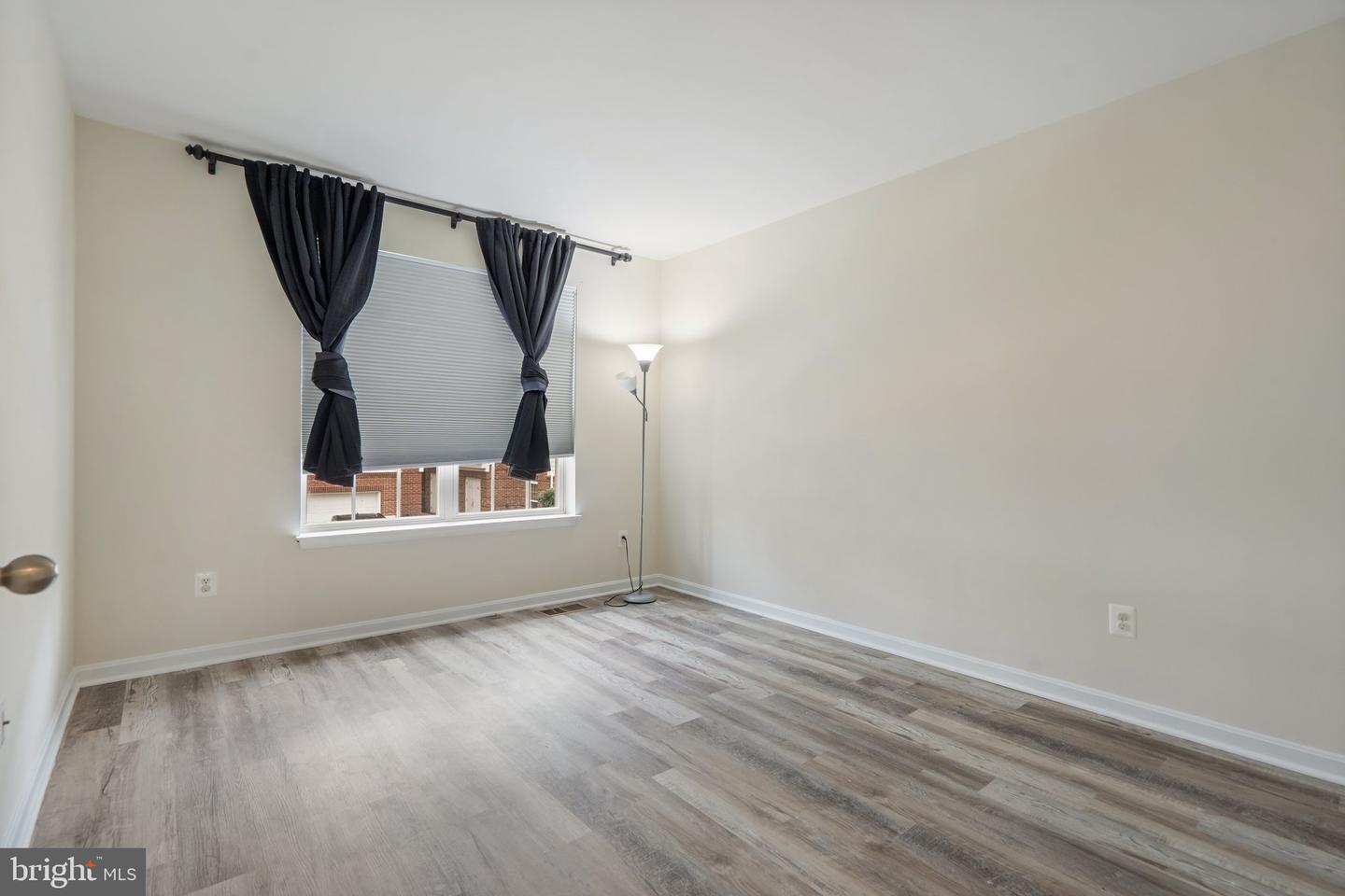 19278 HARLOW SQ, LEESBURG, Virginia 20176, 3 Bedrooms Bedrooms, ,2 BathroomsBathrooms,Residential,For sale,19278 HARLOW SQ,VALO2099906 MLS # VALO2099906