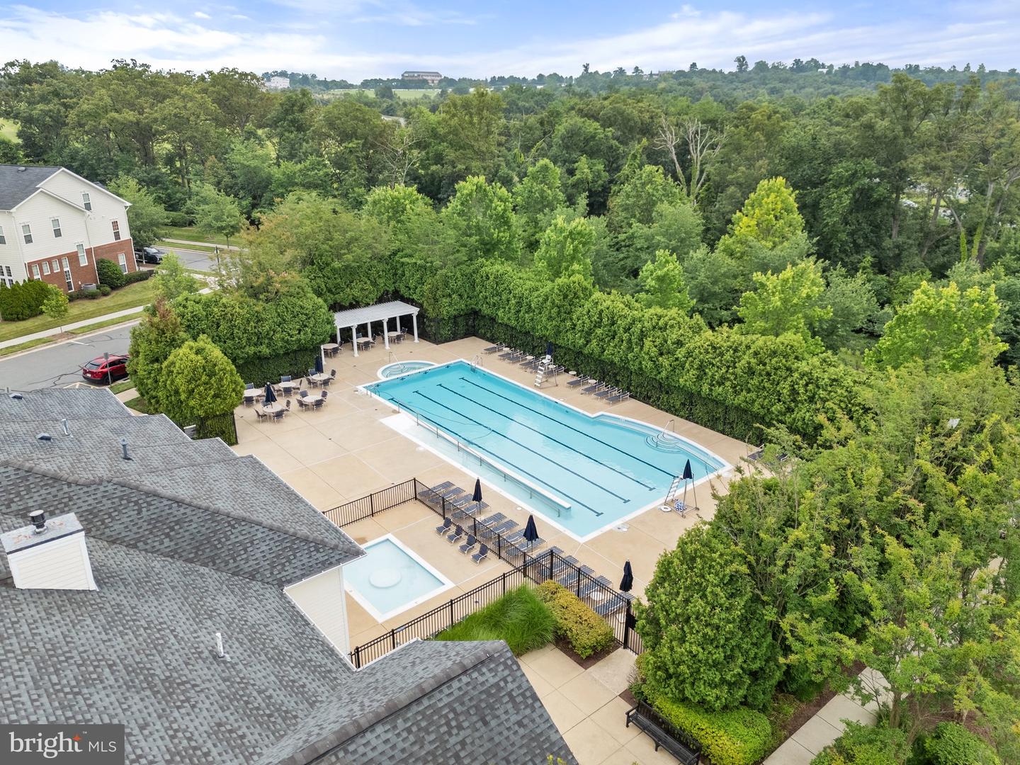 19278 HARLOW SQ, LEESBURG, Virginia 20176, 3 Bedrooms Bedrooms, ,2 BathroomsBathrooms,Residential,For sale,19278 HARLOW SQ,VALO2099906 MLS # VALO2099906