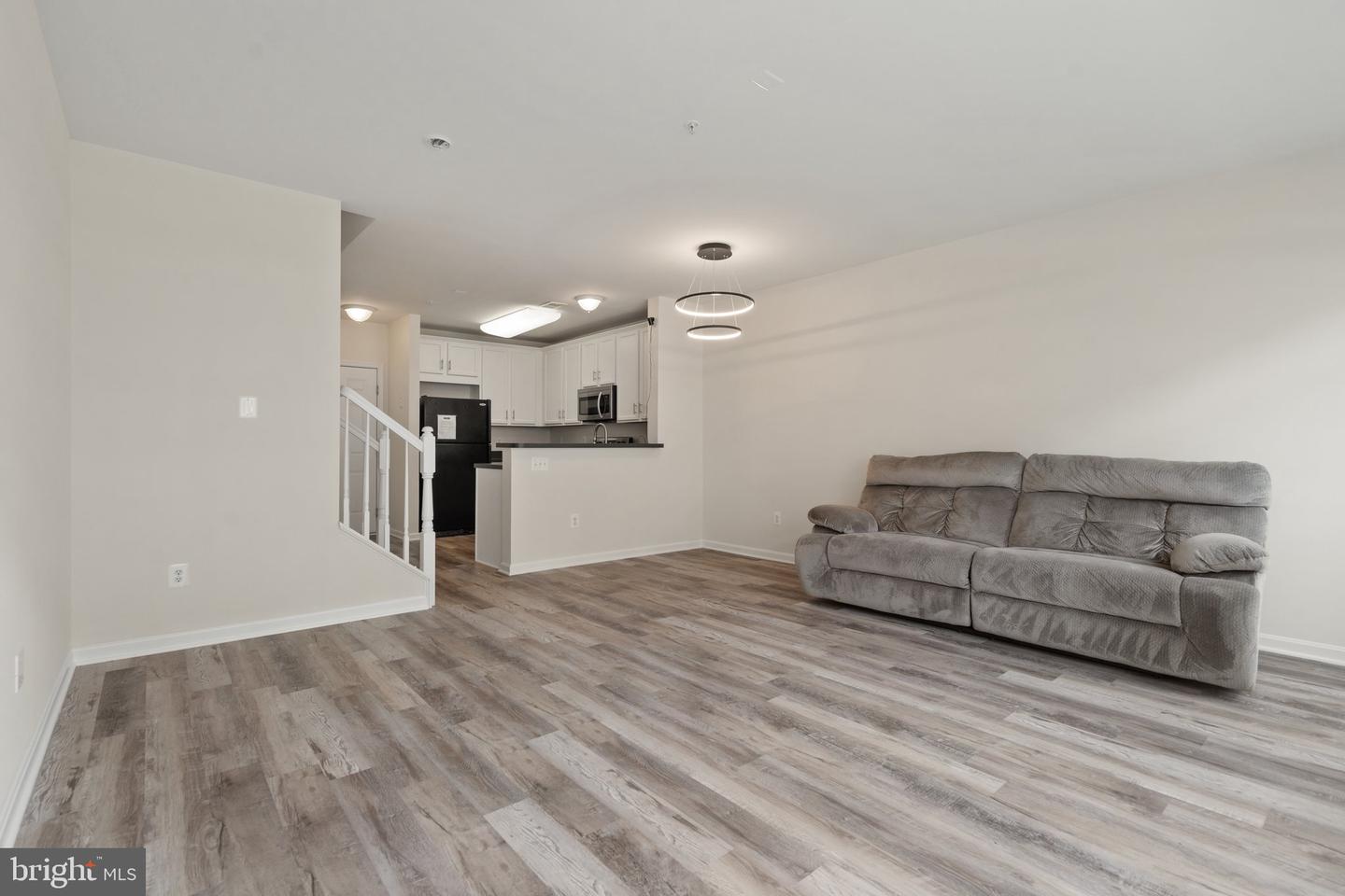 19278 HARLOW SQ, LEESBURG, Virginia 20176, 3 Bedrooms Bedrooms, ,2 BathroomsBathrooms,Residential,For sale,19278 HARLOW SQ,VALO2099906 MLS # VALO2099906