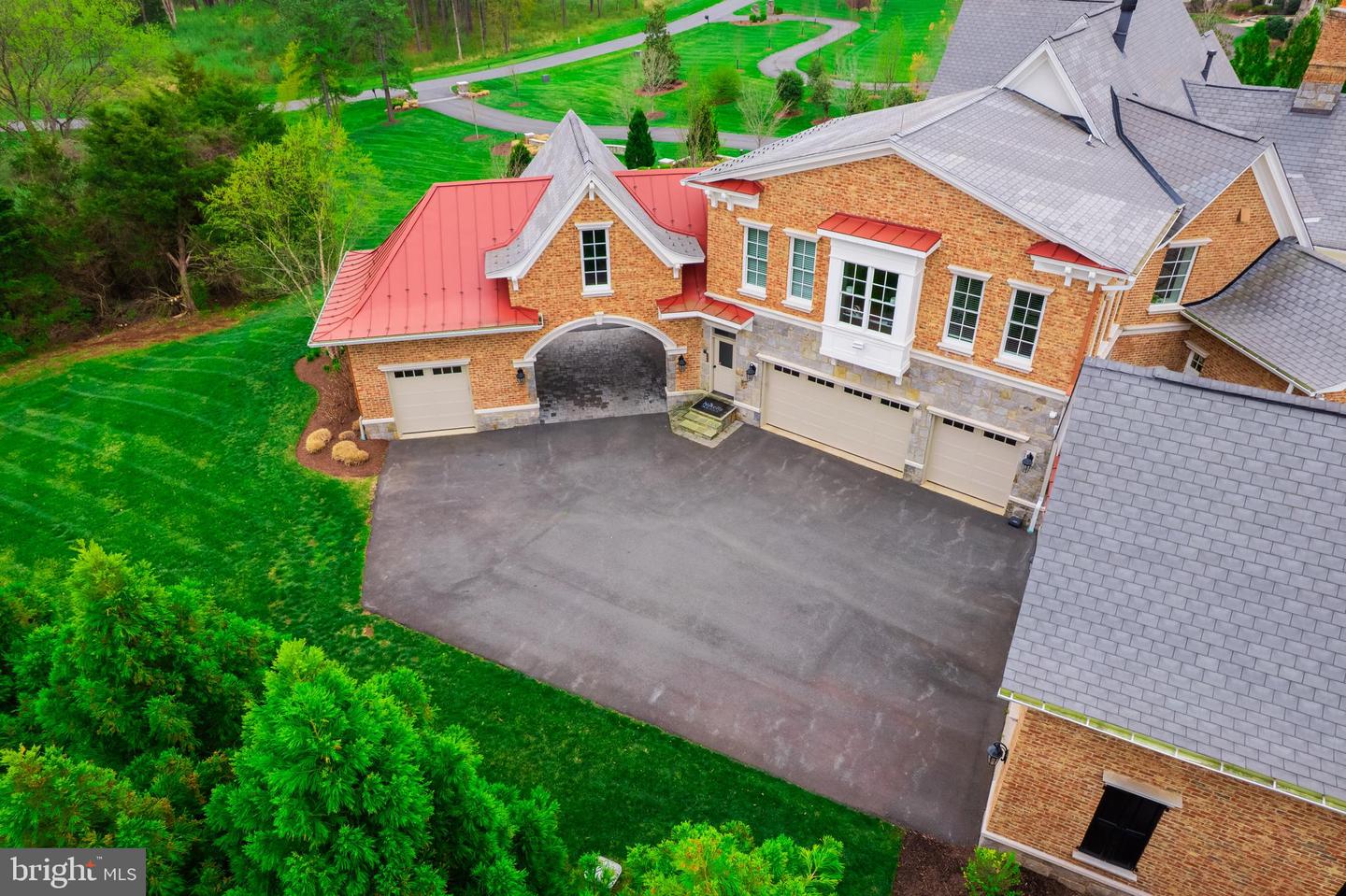 22577 CREIGHTON FARMS DR, LEESBURG, Virginia 20175, 5 Bedrooms Bedrooms, ,3 BathroomsBathrooms,Residential,For sale,22577 CREIGHTON FARMS DR,VALO2089520 MLS # VALO2089520