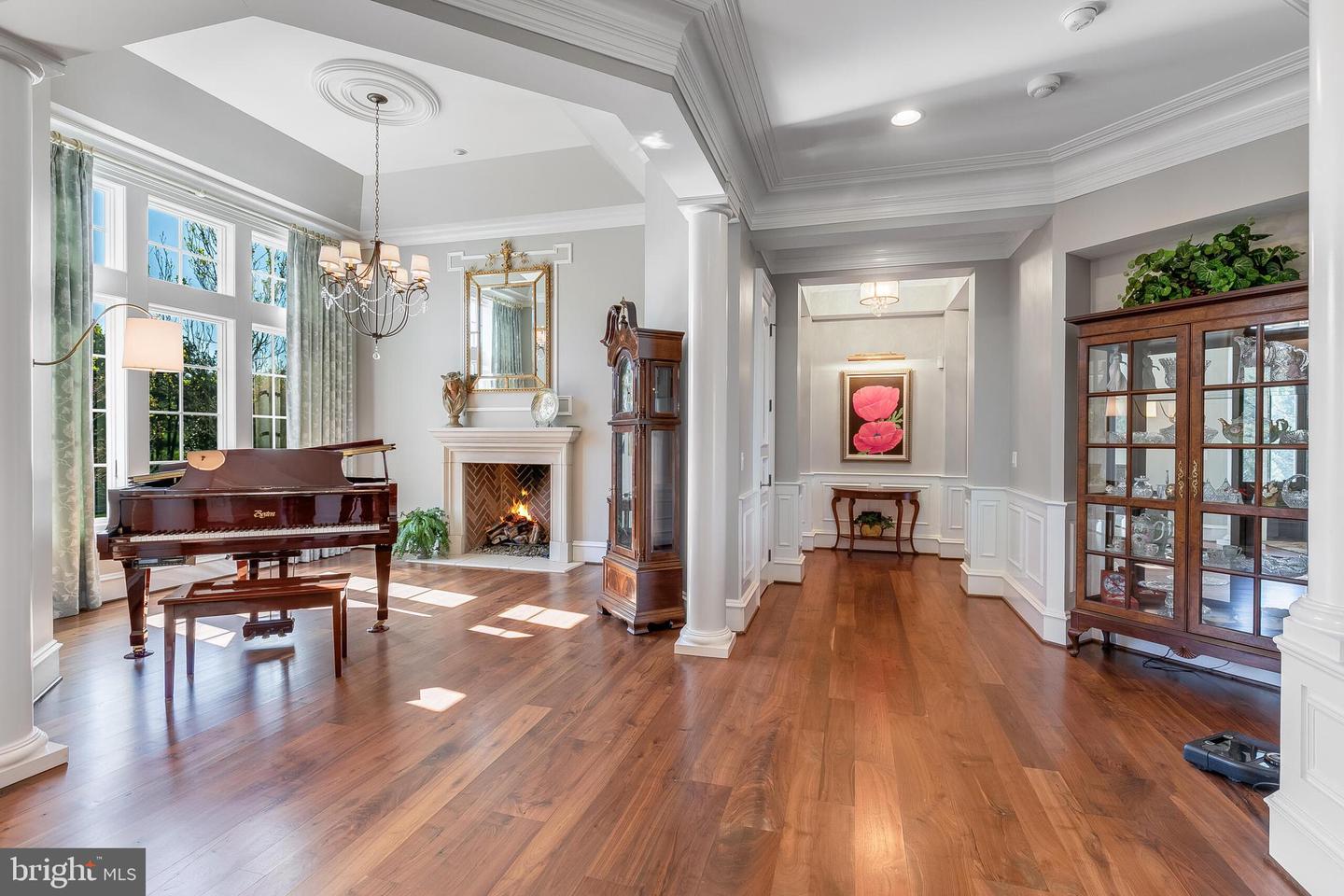 22577 CREIGHTON FARMS DR, LEESBURG, Virginia 20175, 5 Bedrooms Bedrooms, ,3 BathroomsBathrooms,Residential,For sale,22577 CREIGHTON FARMS DR,VALO2089520 MLS # VALO2089520