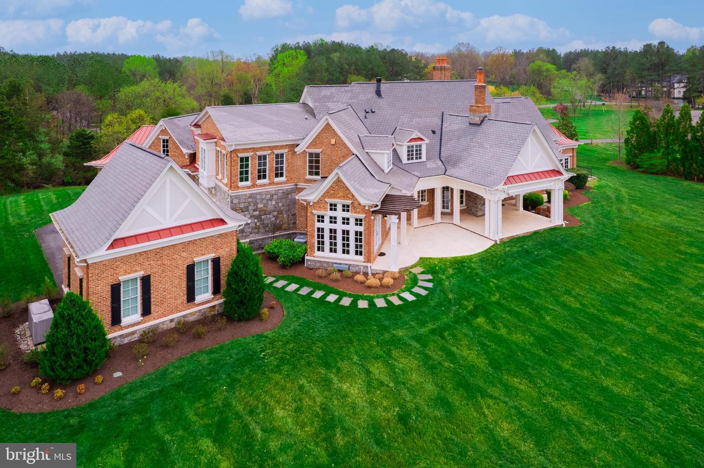 22577 CREIGHTON FARMS DR, LEESBURG, Virginia 20175, 5 Bedrooms Bedrooms, ,3 BathroomsBathrooms,Residential,For sale,22577 CREIGHTON FARMS DR,VALO2089520 MLS # VALO2089520