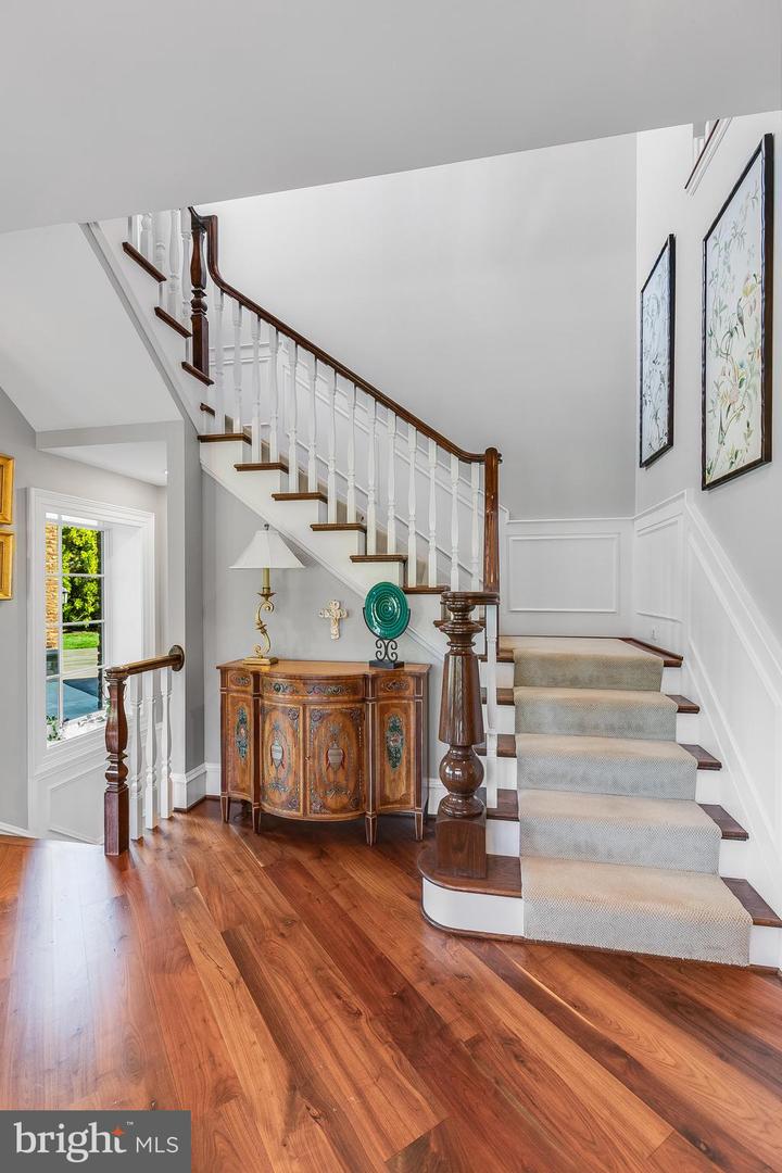 22577 CREIGHTON FARMS DR, LEESBURG, Virginia 20175, 5 Bedrooms Bedrooms, ,3 BathroomsBathrooms,Residential,For sale,22577 CREIGHTON FARMS DR,VALO2089520 MLS # VALO2089520