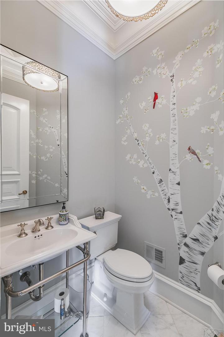 22577 CREIGHTON FARMS DR, LEESBURG, Virginia 20175, 5 Bedrooms Bedrooms, ,3 BathroomsBathrooms,Residential,For sale,22577 CREIGHTON FARMS DR,VALO2089520 MLS # VALO2089520