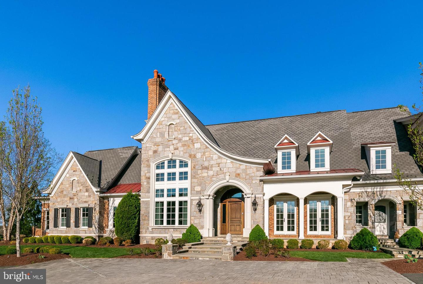22577 CREIGHTON FARMS DR, LEESBURG, Virginia 20175, 5 Bedrooms Bedrooms, ,3 BathroomsBathrooms,Residential,For sale,22577 CREIGHTON FARMS DR,VALO2089520 MLS # VALO2089520