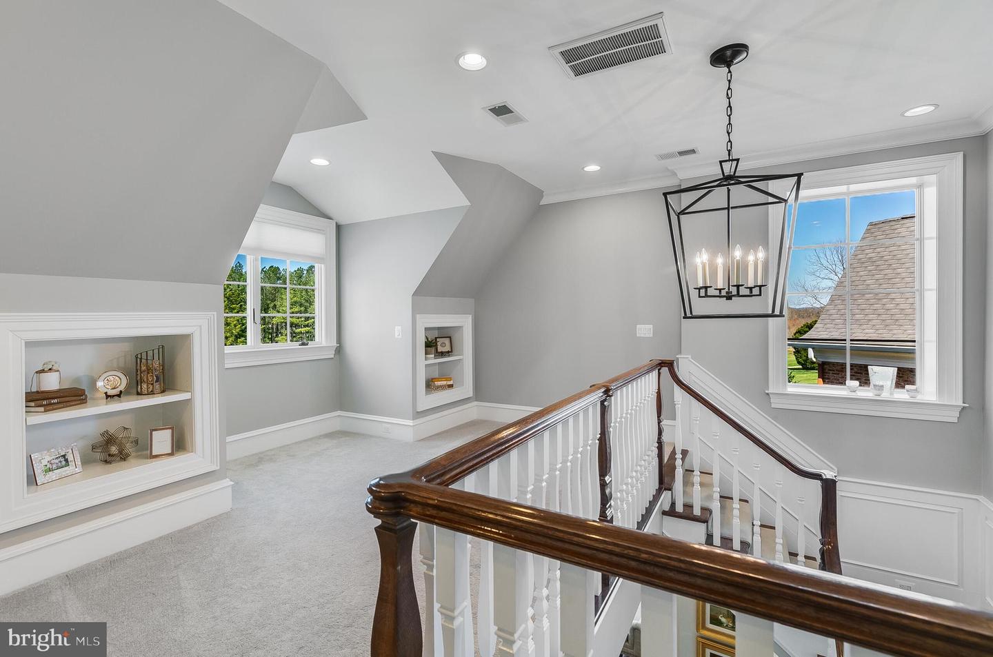22577 CREIGHTON FARMS DR, LEESBURG, Virginia 20175, 5 Bedrooms Bedrooms, ,3 BathroomsBathrooms,Residential,For sale,22577 CREIGHTON FARMS DR,VALO2089520 MLS # VALO2089520