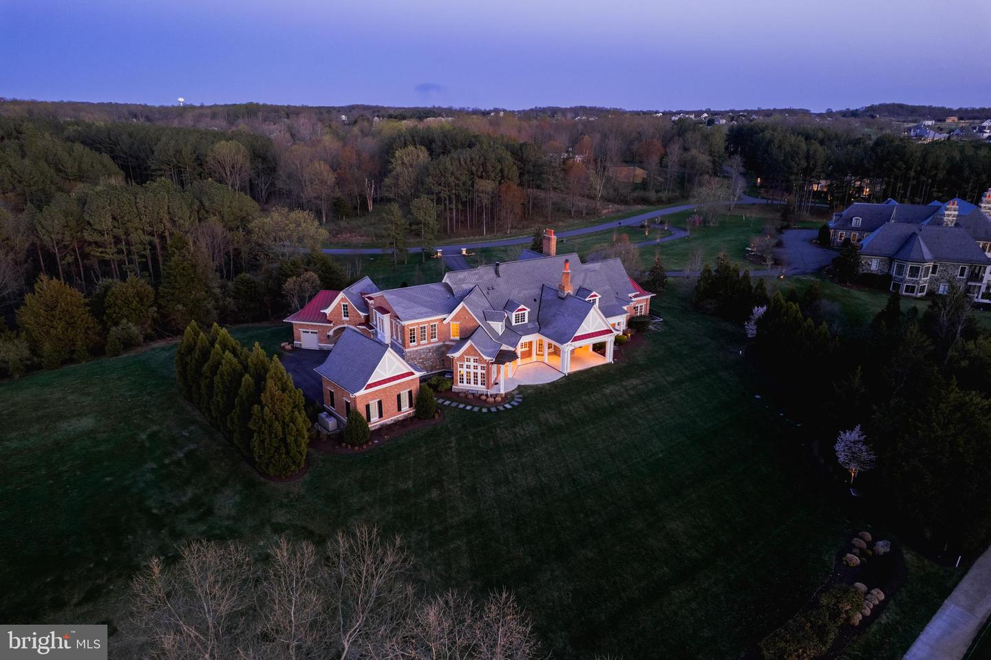 22577 CREIGHTON FARMS DR, LEESBURG, Virginia 20175, 5 Bedrooms Bedrooms, ,3 BathroomsBathrooms,Residential,For sale,22577 CREIGHTON FARMS DR,VALO2089520 MLS # VALO2089520