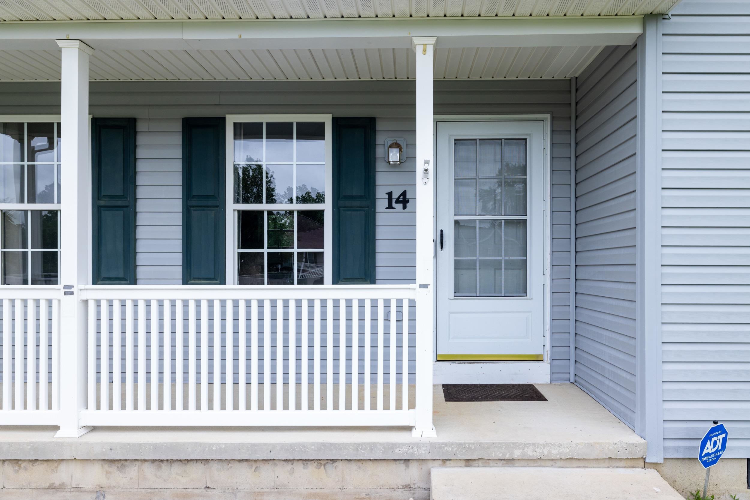 14 AUBURN DR, GROTTOES, Virginia 24441, 3 Bedrooms Bedrooms, ,2 BathroomsBathrooms,Residential,14 Auburn Dr, Grottoes, VA 24441,14 AUBURN DR,665864 MLS # 665864