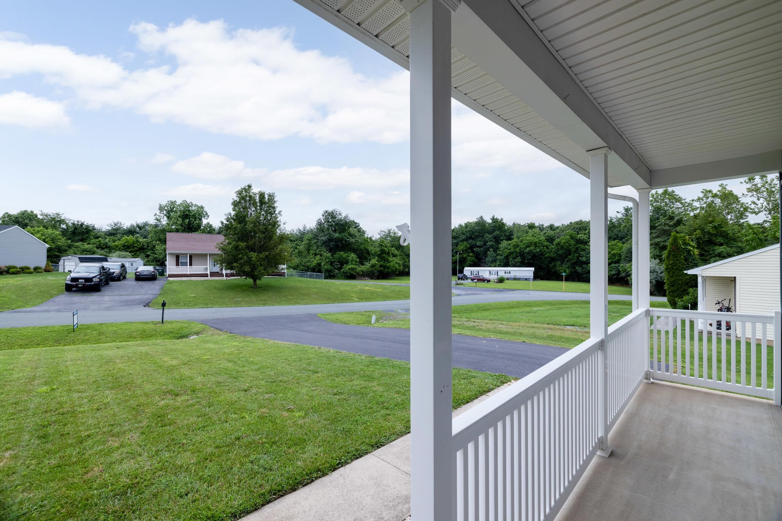14 AUBURN DR, GROTTOES, Virginia 24441, 3 Bedrooms Bedrooms, ,2 BathroomsBathrooms,Residential,14 Auburn Dr, Grottoes, VA 24441,14 AUBURN DR,665864 MLS # 665864