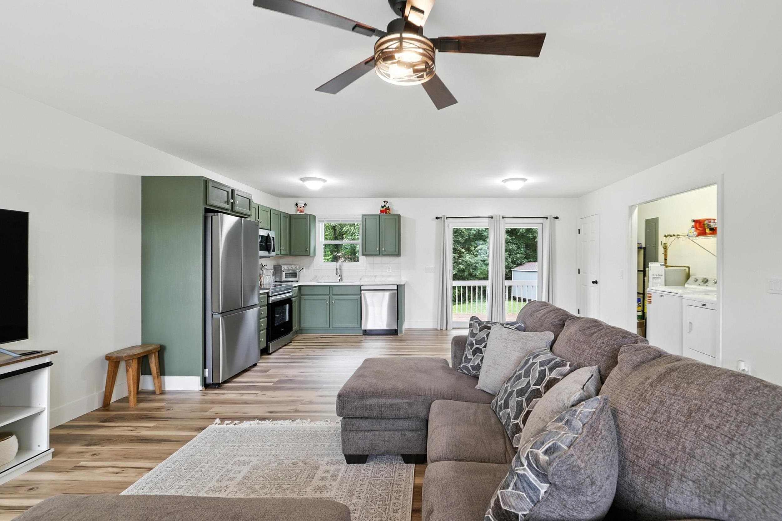 14 AUBURN DR, GROTTOES, Virginia 24441, 3 Bedrooms Bedrooms, ,2 BathroomsBathrooms,Residential,14 Auburn Dr, Grottoes, VA 24441,14 AUBURN DR,665864 MLS # 665864