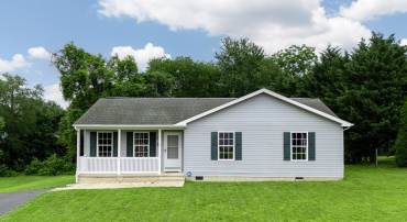 14 AUBURN DR, GROTTOES, Virginia 24441, 3 Bedrooms Bedrooms, ,2 BathroomsBathrooms,Residential,14 Auburn Dr, Grottoes, VA 24441,14 AUBURN DR,665864 MLS # 665864