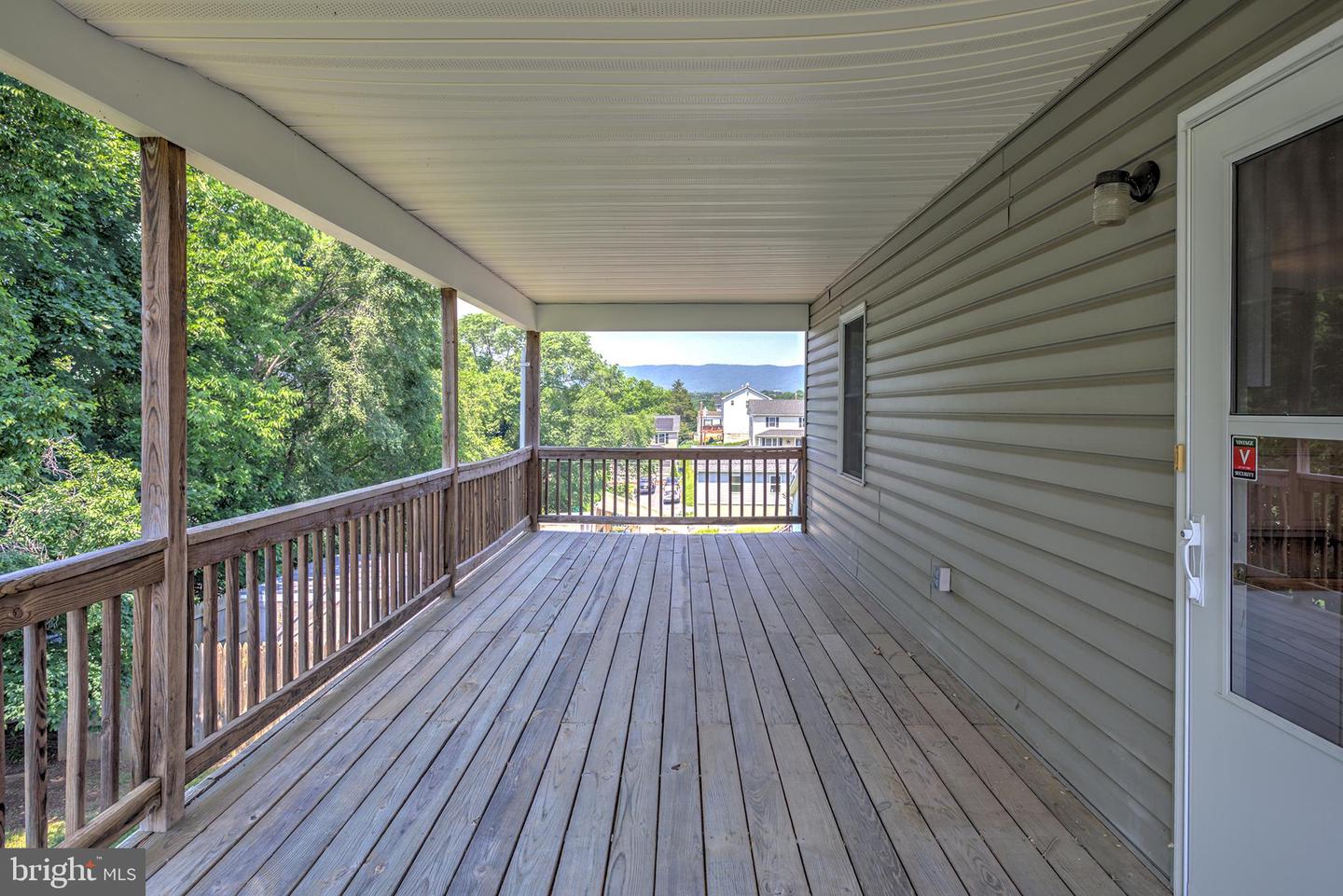 363 ALSBERRY ST, STRASBURG, Virginia 22657, 1 Bedroom Bedrooms, ,2 BathroomsBathrooms,Residential,For sale,363 ALSBERRY ST,VASH2011632 MLS # VASH2011632