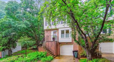 2428 S OXFORD ST, ARLINGTON, Virginia 22206, 3 Bedrooms Bedrooms, ,2 BathroomsBathrooms,Residential,For sale,2428 S OXFORD ST,VAAR2058766 MLS # VAAR2058766
