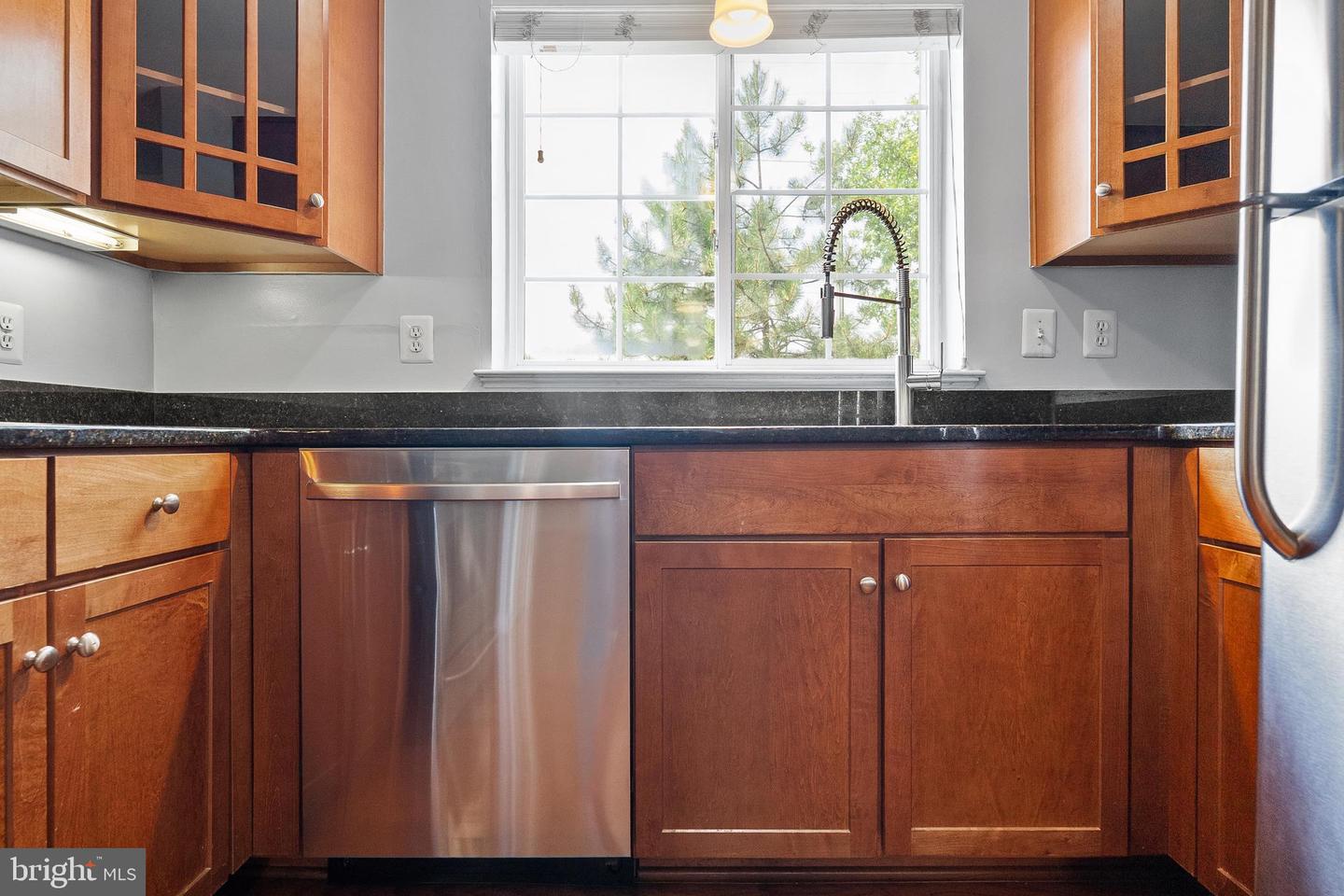 4165 S FOUR MILE RUN DR #203, ARLINGTON, Virginia 22204, 2 Bedrooms Bedrooms, ,2 BathroomsBathrooms,Residential,For sale,4165 S FOUR MILE RUN DR #203,VAAR2059012 MLS # VAAR2059012