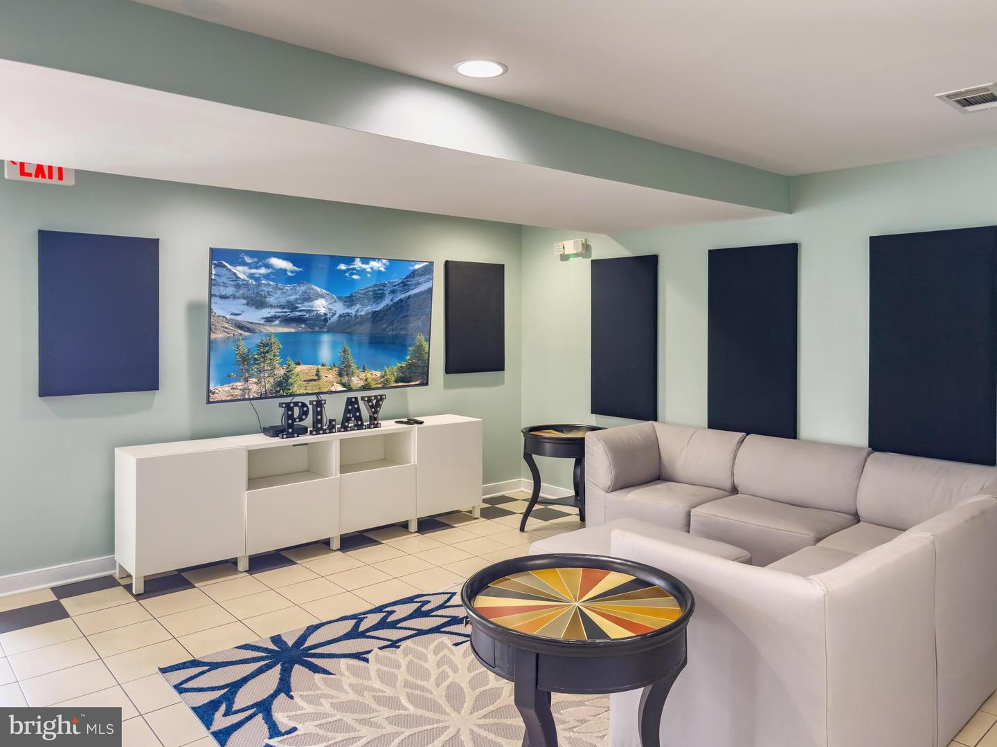 4165 S FOUR MILE RUN DR #203, ARLINGTON, Virginia 22204, 2 Bedrooms Bedrooms, ,2 BathroomsBathrooms,Residential,For sale,4165 S FOUR MILE RUN DR #203,VAAR2059012 MLS # VAAR2059012