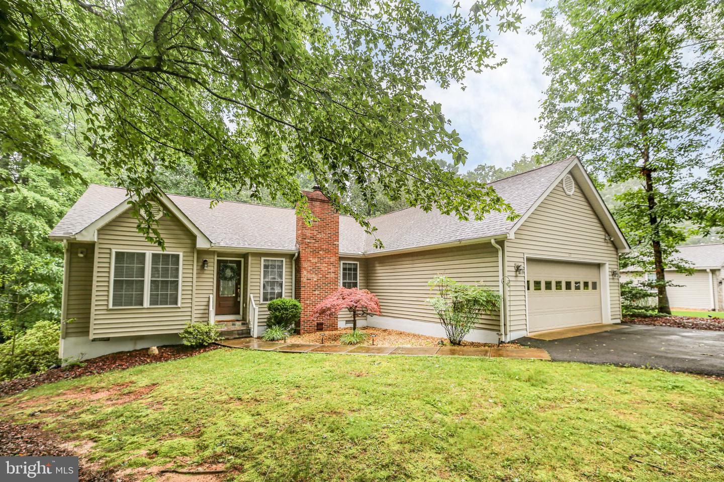 121 JEFFERSON AVE, LOCUST GROVE, Virginia 22508, 3 Bedrooms Bedrooms, ,2 BathroomsBathrooms,Residential,For sale,121 JEFFERSON AVE,VAOR2009920 MLS # VAOR2009920