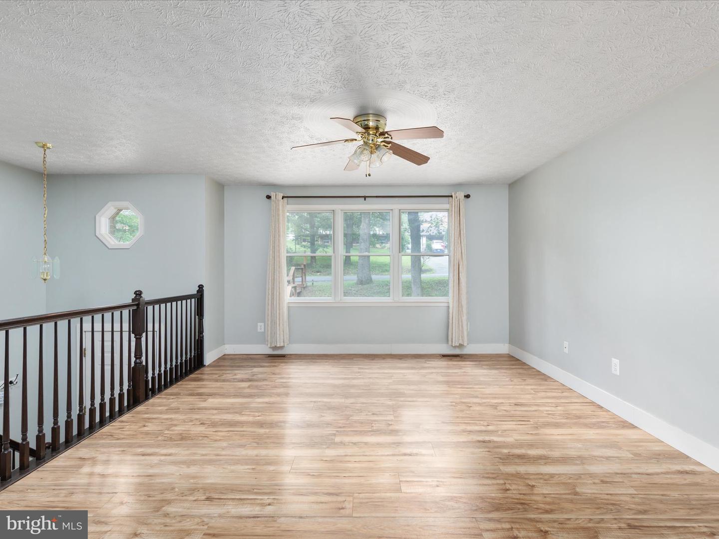 237 LAKEVIEW DR, CROSS JUNCTION, Virginia 22625, 3 Bedrooms Bedrooms, ,2 BathroomsBathrooms,Residential,For sale,237 LAKEVIEW DR,VAFV2034842 MLS # VAFV2034842