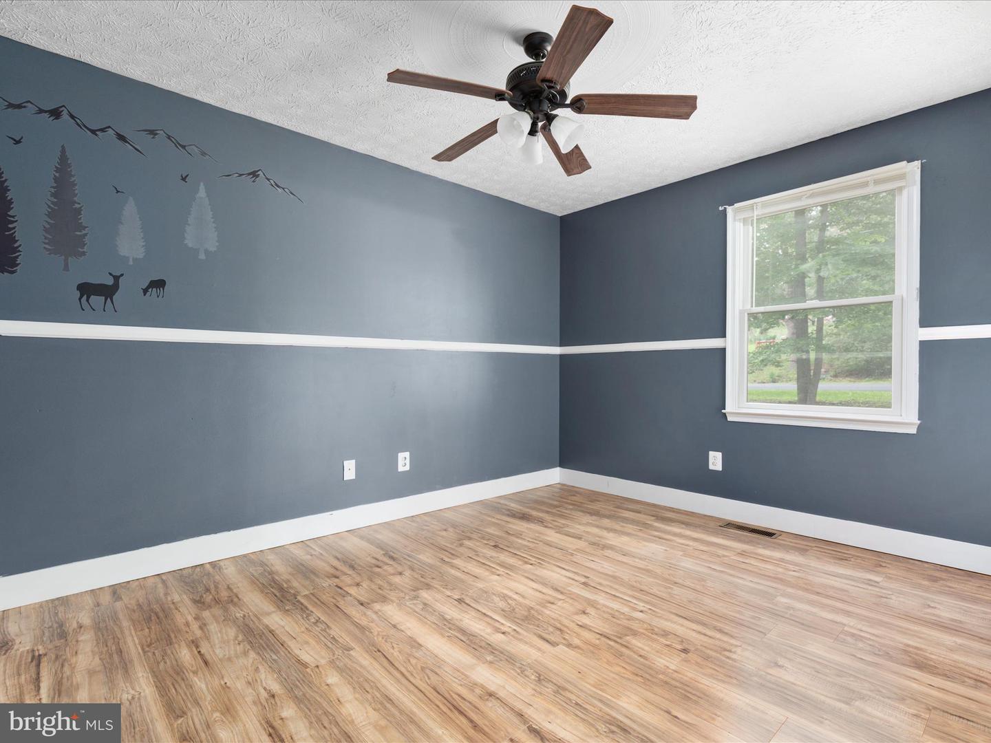 237 LAKEVIEW DR, CROSS JUNCTION, Virginia 22625, 3 Bedrooms Bedrooms, ,2 BathroomsBathrooms,Residential,For sale,237 LAKEVIEW DR,VAFV2034842 MLS # VAFV2034842