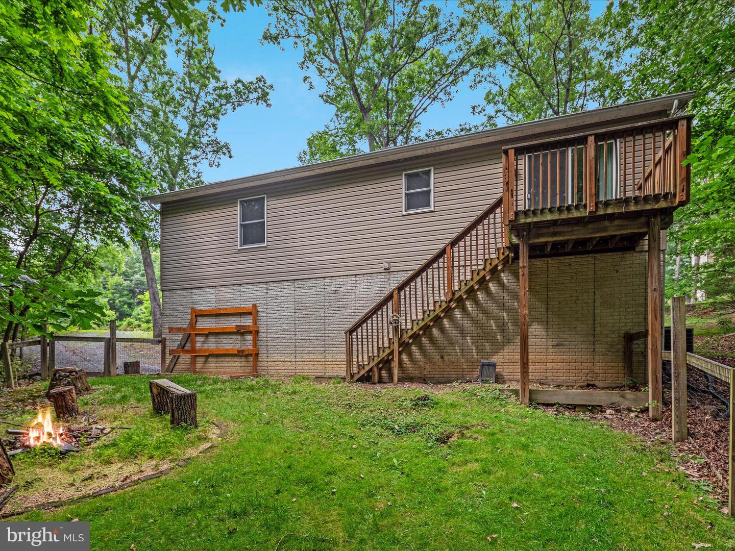 237 LAKEVIEW DR, CROSS JUNCTION, Virginia 22625, 3 Bedrooms Bedrooms, ,2 BathroomsBathrooms,Residential,For sale,237 LAKEVIEW DR,VAFV2034842 MLS # VAFV2034842
