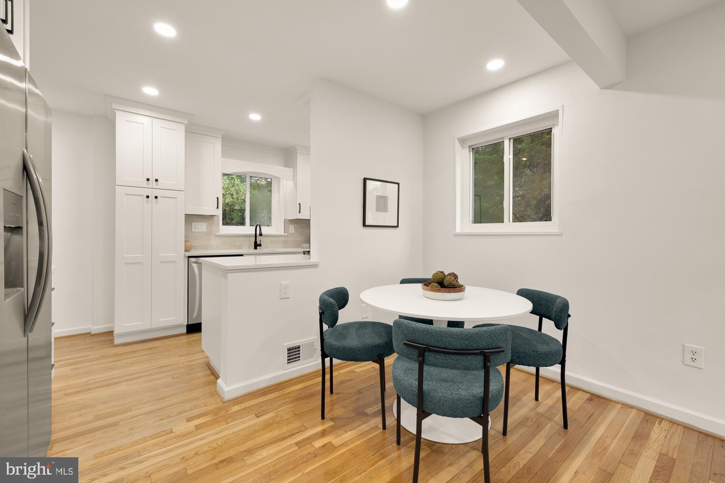 6232 18TH RD N, ARLINGTON, Virginia 22205, 3 Bedrooms Bedrooms, ,3 BathroomsBathrooms,Residential,For sale,6232 18TH RD N,VAAR2059244 MLS # VAAR2059244