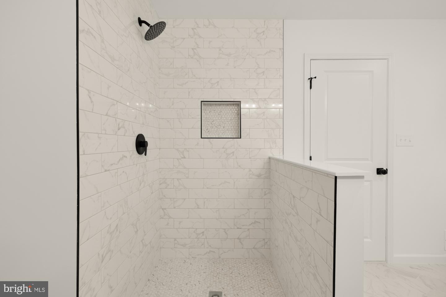 6232 18TH RD N, ARLINGTON, Virginia 22205, 3 Bedrooms Bedrooms, ,3 BathroomsBathrooms,Residential,For sale,6232 18TH RD N,VAAR2059244 MLS # VAAR2059244