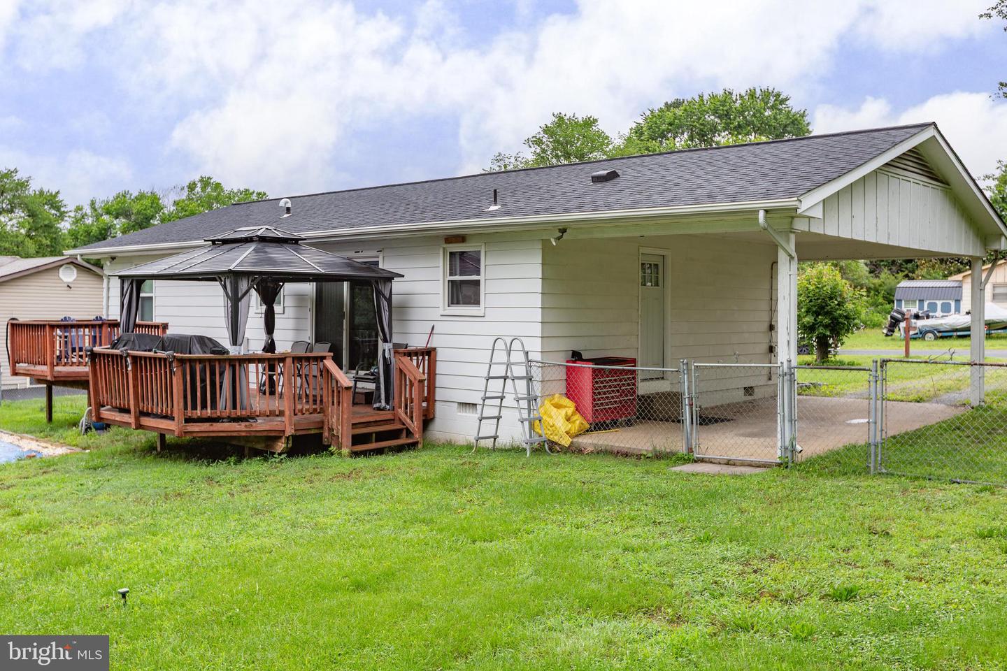 408 SULLIVAN DR, FREDERICKSBURG, Virginia 22405, 3 Bedrooms Bedrooms, ,1 BathroomBathrooms,Residential,For sale,408 SULLIVAN DR,VAST2039890 MLS # VAST2039890