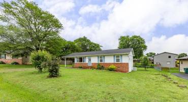 408 SULLIVAN DR, FREDERICKSBURG, Virginia 22405, 3 Bedrooms Bedrooms, ,1 BathroomBathrooms,Residential,For sale,408 SULLIVAN DR,VAST2039890 MLS # VAST2039890