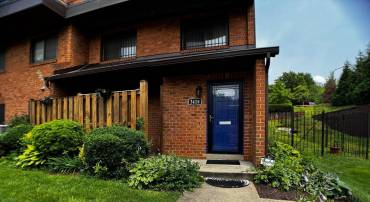 3418 SUMMIT CT NE #3418, WASHINGTON, District Of Columbia 20018, 3 Bedrooms Bedrooms, ,2 BathroomsBathrooms,Residential,For sale,3418 SUMMIT CT NE #3418,DCDC2206190 MLS # DCDC2206190
