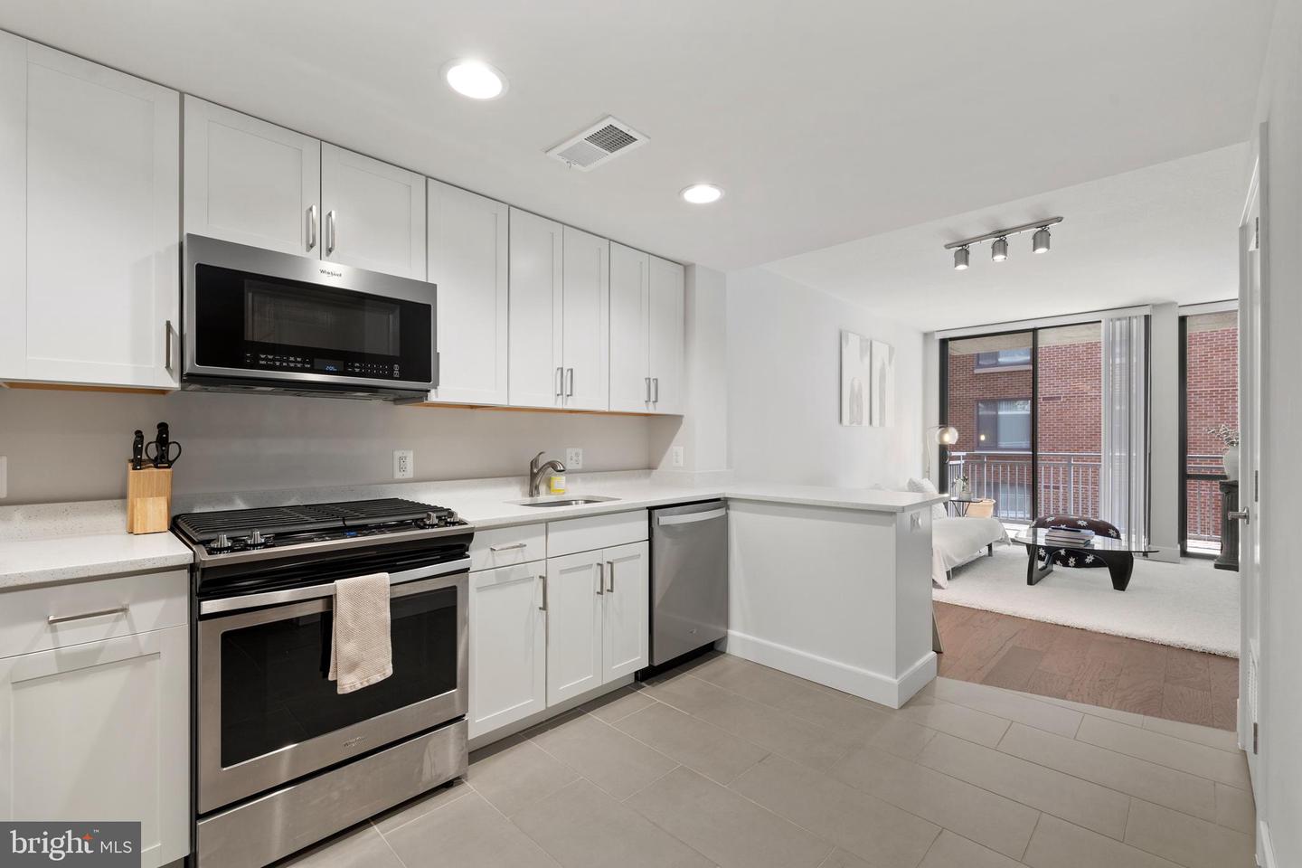 50 FLORIDA AVE NE #404, WASHINGTON, District Of Columbia 20002, 1 Bedroom Bedrooms, ,1 BathroomBathrooms,Residential,For sale,50 FLORIDA AVE NE #404,DCDC2206238 MLS # DCDC2206238