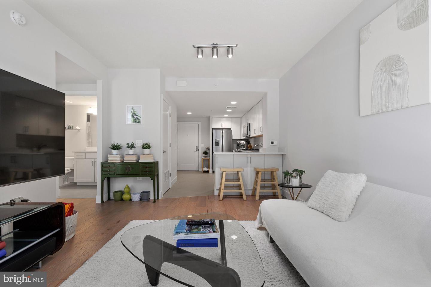 50 FLORIDA AVE NE #404, WASHINGTON, District Of Columbia 20002, 1 Bedroom Bedrooms, ,1 BathroomBathrooms,Residential,For sale,50 FLORIDA AVE NE #404,DCDC2206238 MLS # DCDC2206238