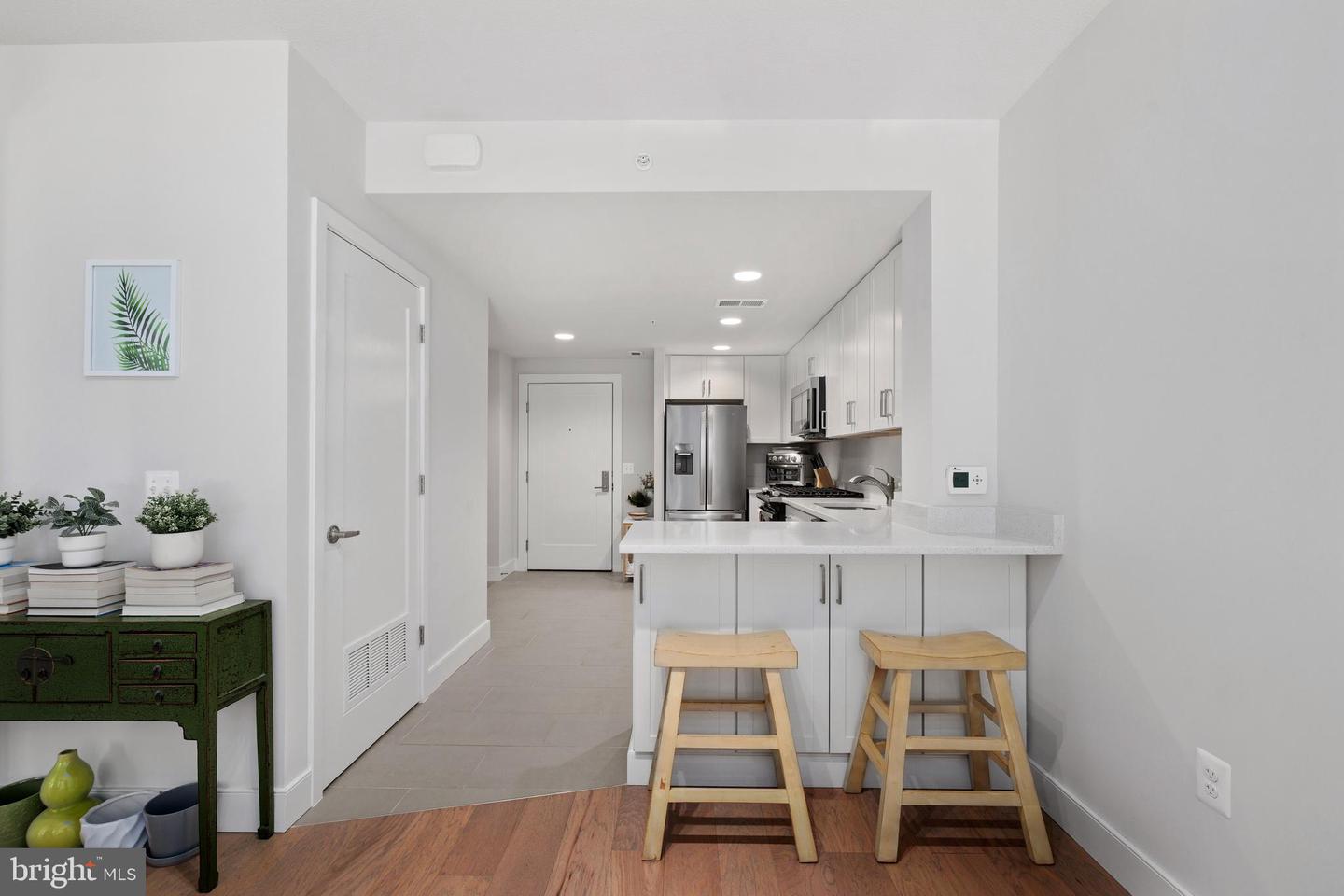 50 FLORIDA AVE NE #404, WASHINGTON, District Of Columbia 20002, 1 Bedroom Bedrooms, ,1 BathroomBathrooms,Residential,For sale,50 FLORIDA AVE NE #404,DCDC2206238 MLS # DCDC2206238
