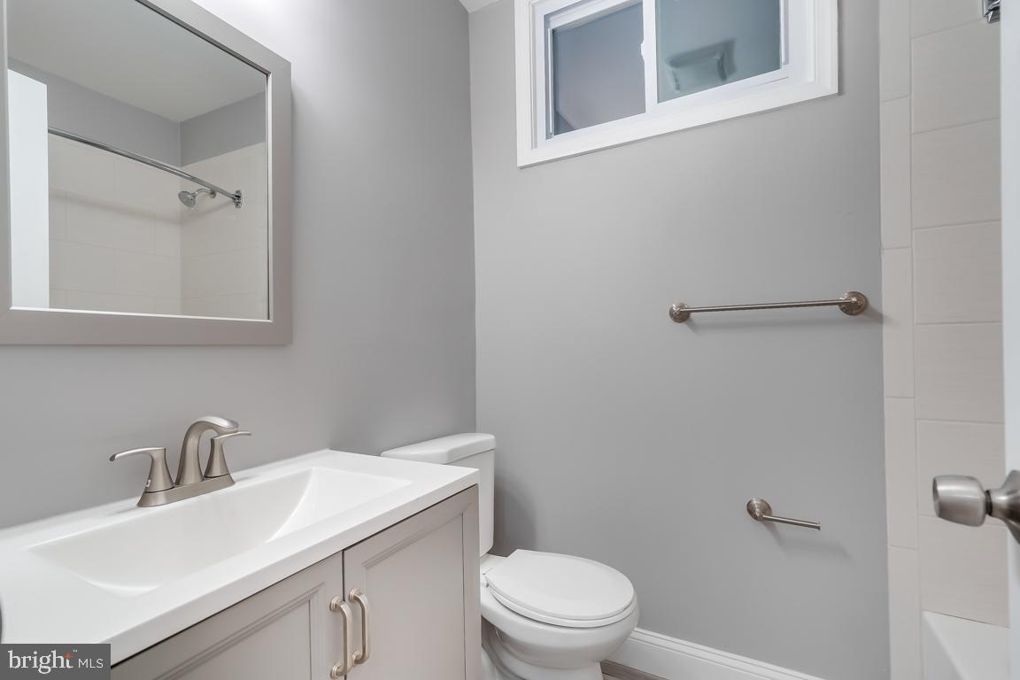 537 NEWCOMB ST SE, WASHINGTON, District Of Columbia 20032, 8 Bedrooms Bedrooms, ,4 BathroomsBathrooms,Residential,For sale,537 NEWCOMB ST SE,DCDC2206392 MLS # DCDC2206392