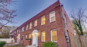 537 NEWCOMB ST SE, WASHINGTON, District Of Columbia 20032, 8 Bedrooms Bedrooms, ,4 BathroomsBathrooms,Residential,For sale,537 NEWCOMB ST SE,DCDC2206392 MLS # DCDC2206392