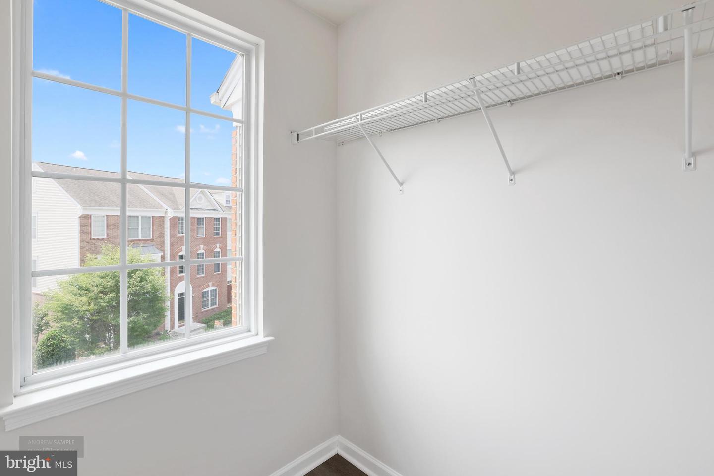 25154 MONTEITH TER, CHANTILLY, Virginia 20152, 3 Bedrooms Bedrooms, ,3 BathroomsBathrooms,Residential,For sale,25154 MONTEITH TER,VALO2099934 MLS # VALO2099934