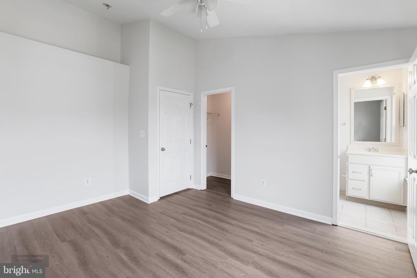 25154 MONTEITH TER, CHANTILLY, Virginia 20152, 3 Bedrooms Bedrooms, ,3 BathroomsBathrooms,Residential,For sale,25154 MONTEITH TER,VALO2099934 MLS # VALO2099934