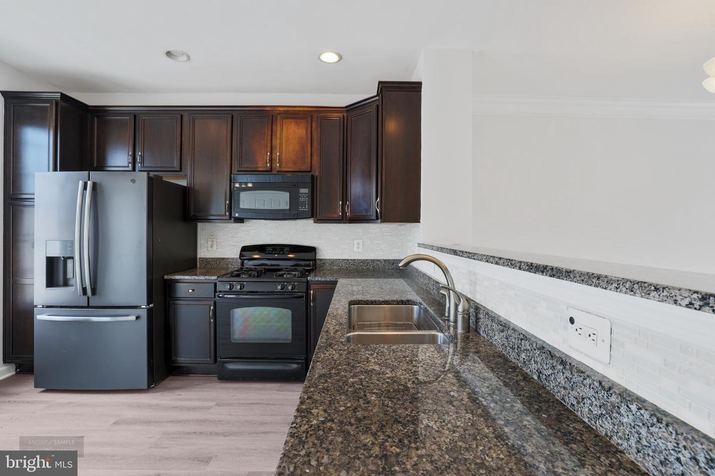 25154 MONTEITH TER, CHANTILLY, Virginia 20152, 3 Bedrooms Bedrooms, ,3 BathroomsBathrooms,Residential,For sale,25154 MONTEITH TER,VALO2099934 MLS # VALO2099934