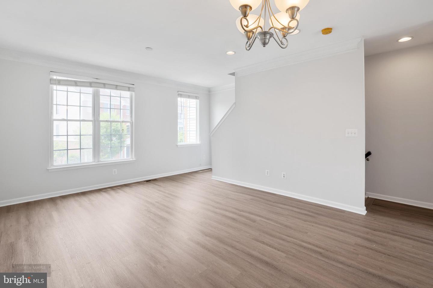 25154 MONTEITH TER, CHANTILLY, Virginia 20152, 3 Bedrooms Bedrooms, ,3 BathroomsBathrooms,Residential,For sale,25154 MONTEITH TER,VALO2099934 MLS # VALO2099934