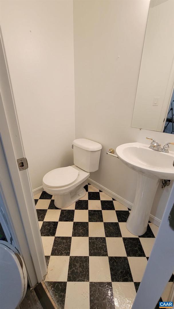 112 PINE CREST LN, GORDONSVILLE, Virginia 22942, 3 Bedrooms Bedrooms, ,2 BathroomsBathrooms,Residential,For sale,112 PINE CREST LN,665867 MLS # 665867