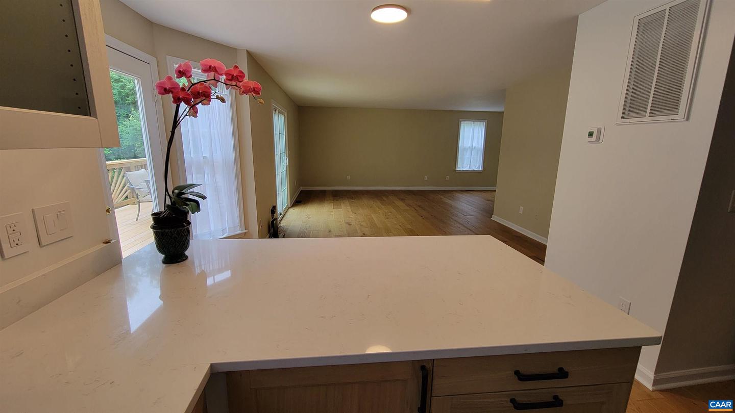 112 PINE CREST LN, GORDONSVILLE, Virginia 22942, 3 Bedrooms Bedrooms, ,2 BathroomsBathrooms,Residential,For sale,112 PINE CREST LN,665867 MLS # 665867
