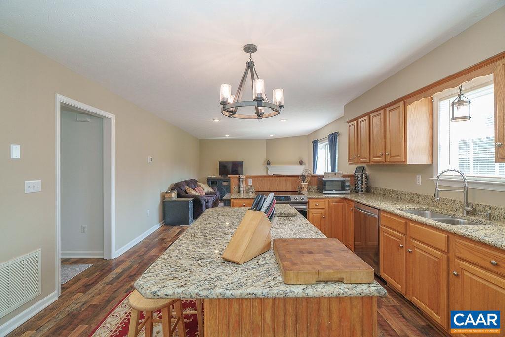 623 BULL RUN, STAUNTON, Virginia 24401, 3 Bedrooms Bedrooms, ,2 BathroomsBathrooms,Residential,For sale,623 BULL RUN,665869 MLS # 665869