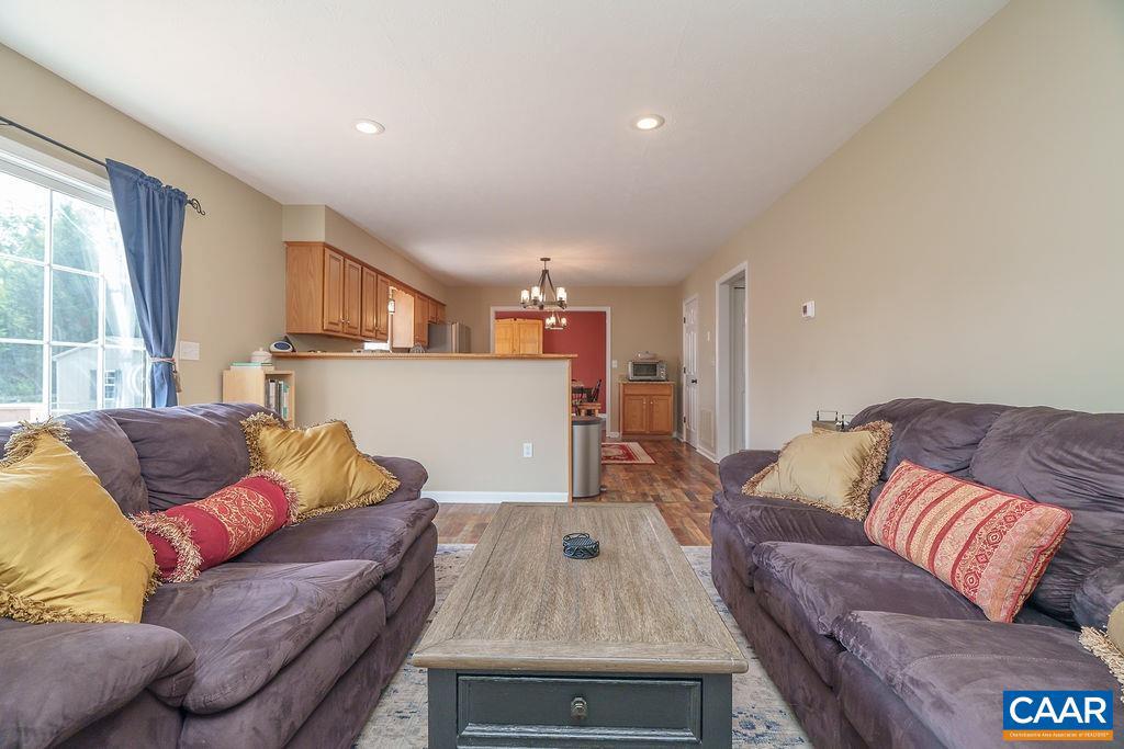 623 BULL RUN, STAUNTON, Virginia 24401, 3 Bedrooms Bedrooms, ,2 BathroomsBathrooms,Residential,For sale,623 BULL RUN,665869 MLS # 665869