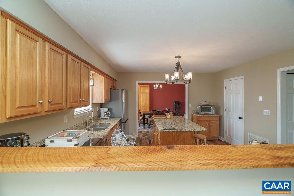 623 BULL RUN, STAUNTON, Virginia 24401, 3 Bedrooms Bedrooms, ,2 BathroomsBathrooms,Residential,For sale,623 BULL RUN,665869 MLS # 665869