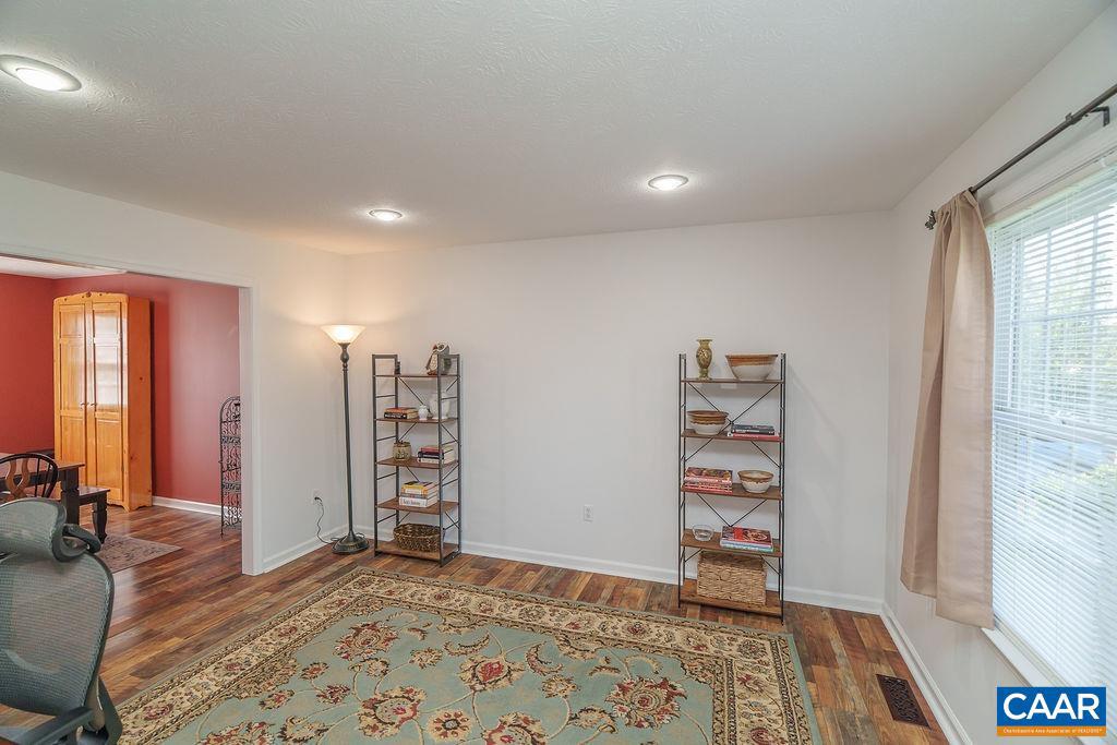623 BULL RUN, STAUNTON, Virginia 24401, 3 Bedrooms Bedrooms, ,2 BathroomsBathrooms,Residential,For sale,623 BULL RUN,665869 MLS # 665869