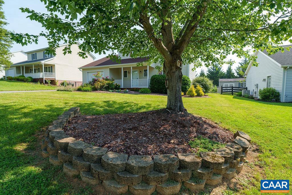 623 BULL RUN, STAUNTON, Virginia 24401, 3 Bedrooms Bedrooms, ,2 BathroomsBathrooms,Residential,For sale,623 BULL RUN,665869 MLS # 665869