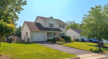 623 BULL RUN, STAUNTON, Virginia 24401, 3 Bedrooms Bedrooms, ,2 BathroomsBathrooms,Residential,For sale,623 BULL RUN,665869 MLS # 665869