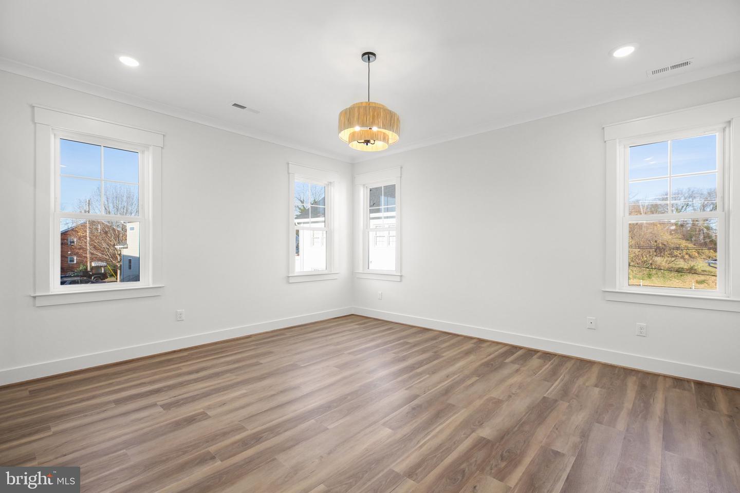 822 MONCURE ST, FREDERICKSBURG, Virginia 22401, 4 Bedrooms Bedrooms, ,3 BathroomsBathrooms,Residential,For sale,822 MONCURE ST,VAFB2008464 MLS # VAFB2008464