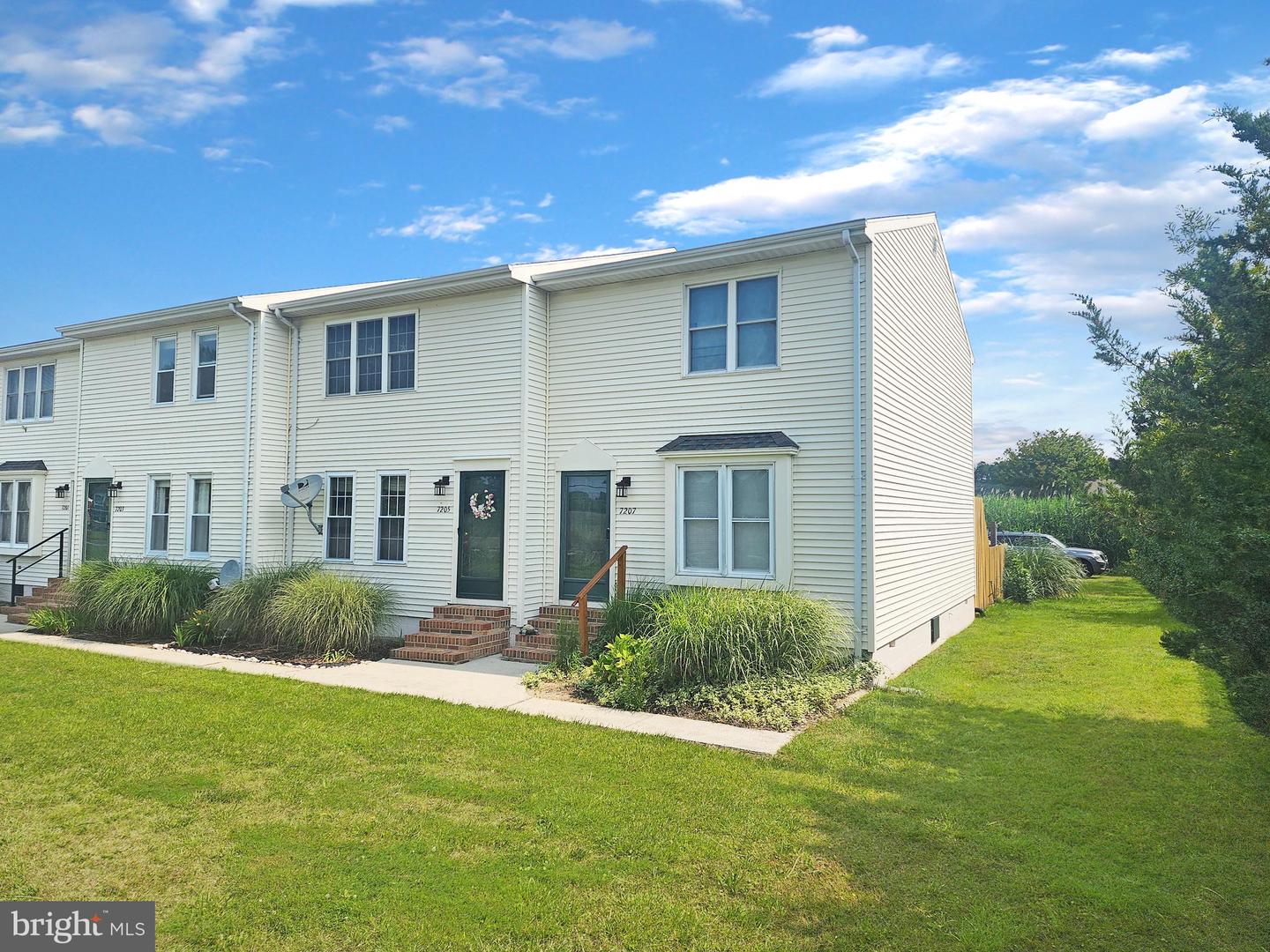 7207 BUNTING RD, CHINCOTEAGUE ISLAND, Virginia 23336, 2 Bedrooms Bedrooms, ,2 BathroomsBathrooms,Residential,For sale,7207 BUNTING RD,VAAC2001966 MLS # VAAC2001966