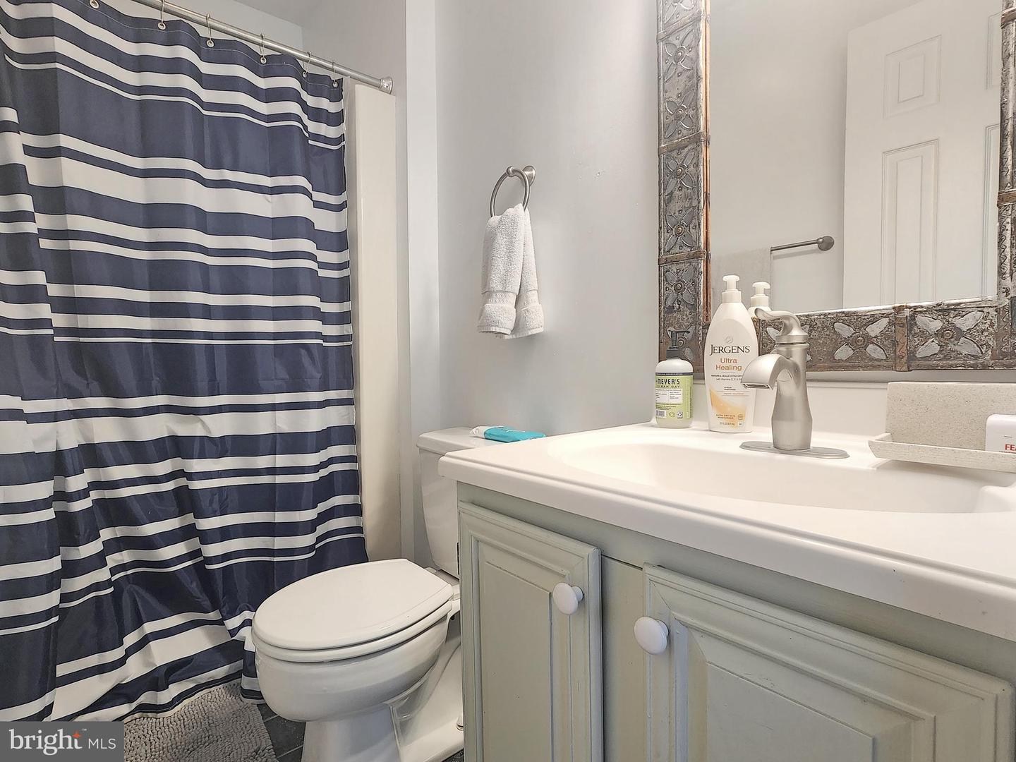 7207 BUNTING RD, CHINCOTEAGUE ISLAND, Virginia 23336, 2 Bedrooms Bedrooms, ,2 BathroomsBathrooms,Residential,For sale,7207 BUNTING RD,VAAC2001966 MLS # VAAC2001966
